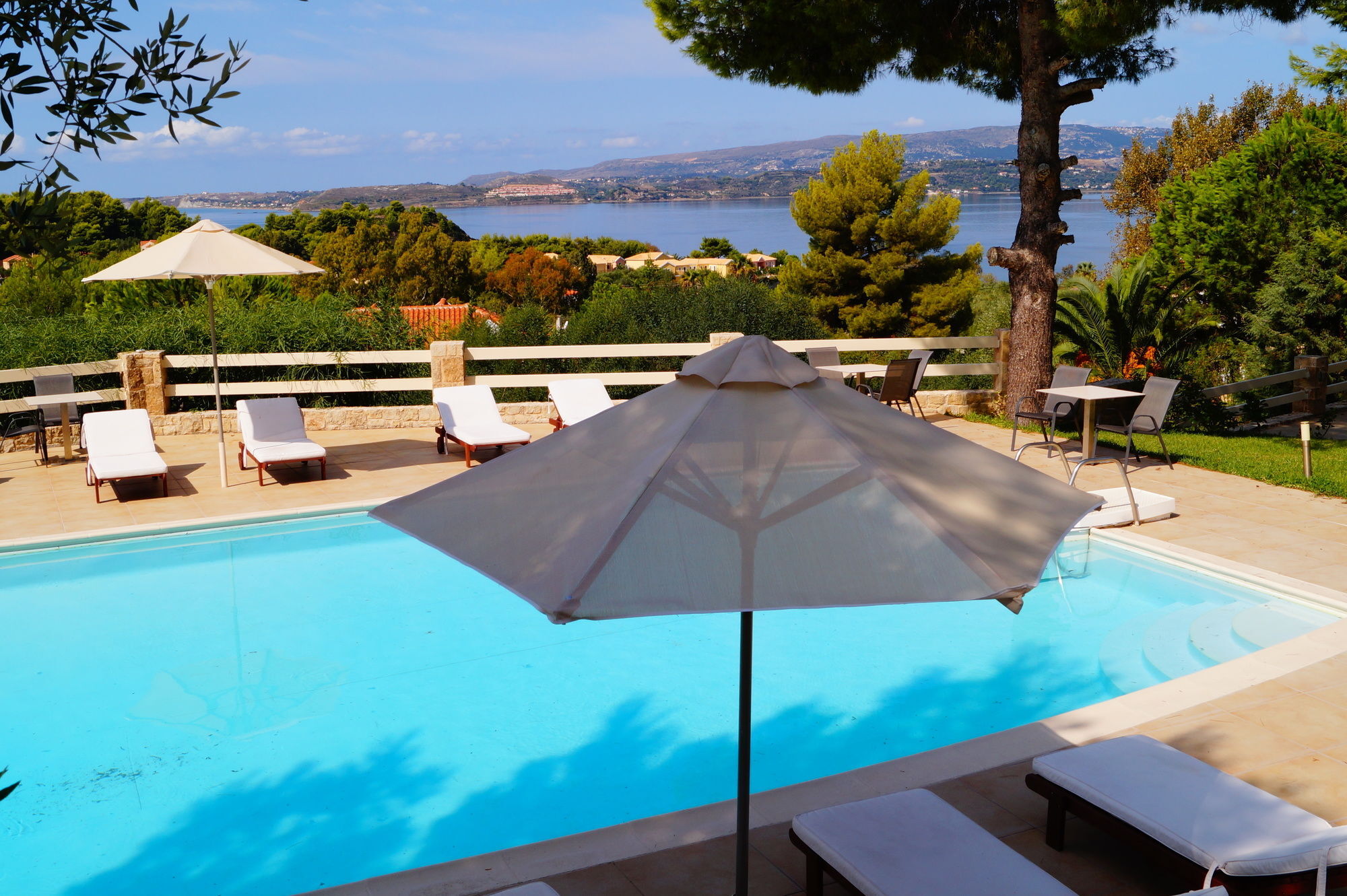 Belvista Luxury Apartments Αργοστόλι Εξωτερικό φωτογραφία